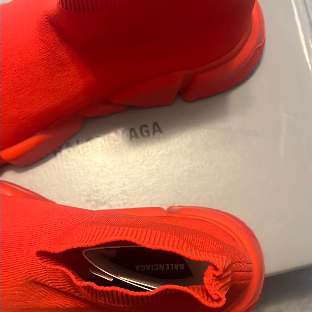 NWT Balenciaga Rouge Speed L Knit Trainer - Picture 8 of 8